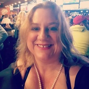 Meet your Posher, Pamela